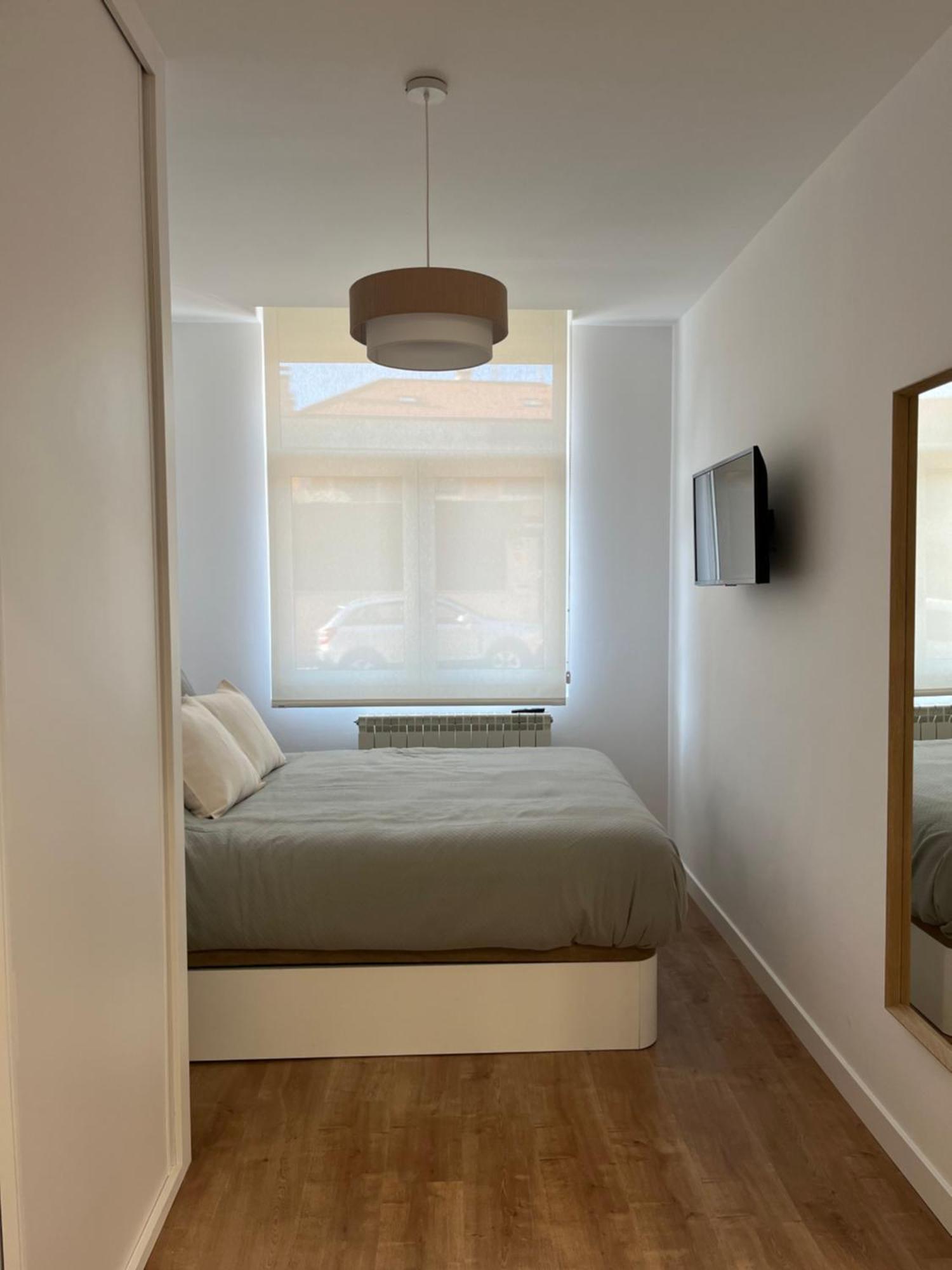 Apartamento Puerta De Burgos Vut09605 Екстериор снимка